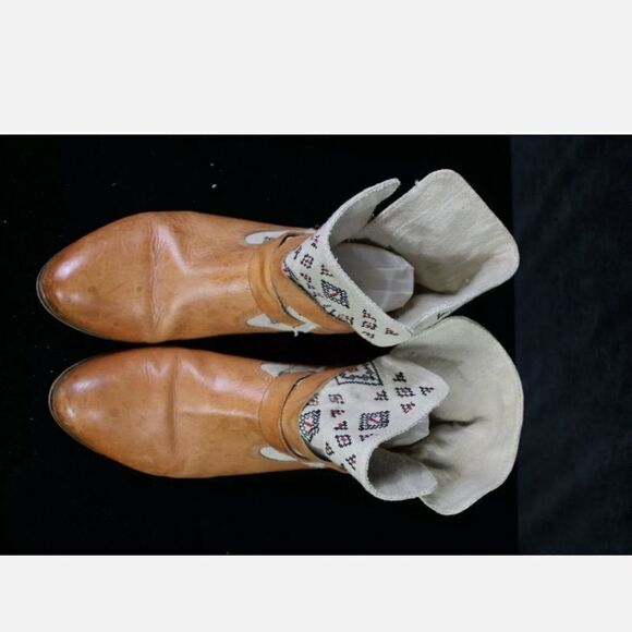 Anthropologie Latigo James Embroidered Booties Sz 8 Leather Western Ankle Boots. - Picture 7 of 9